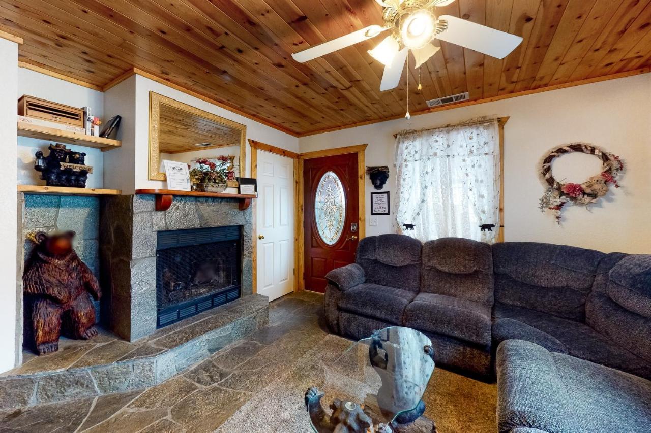 Cozy Bear Villa Yosemite West Bilik gambar